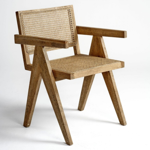 Silla con Brazo en Roble y Rejilla