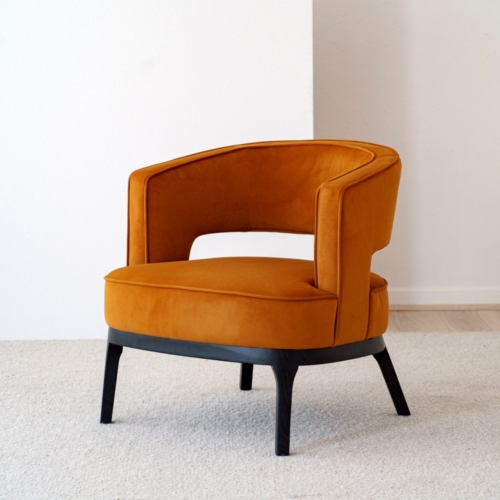 Butaca Tapizada En Mostaza Fresno Negro